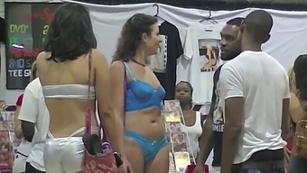 Helena Price'In Devasa Siyah Yarrağı Ve Keşişlikte Creampie Yiyen Kocasıyla Ilk Deneyimi