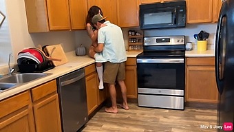 Interrupt Me While I'M Cleaning, Ready To Fuck At Any Time